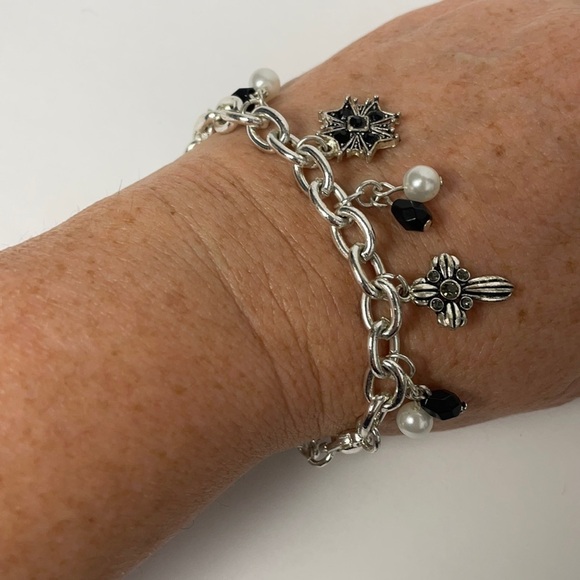 Maltese Cross Charm Bracelet - Pearls & Jet Black Beads Silver Tone Chain - Picture 2 of 11